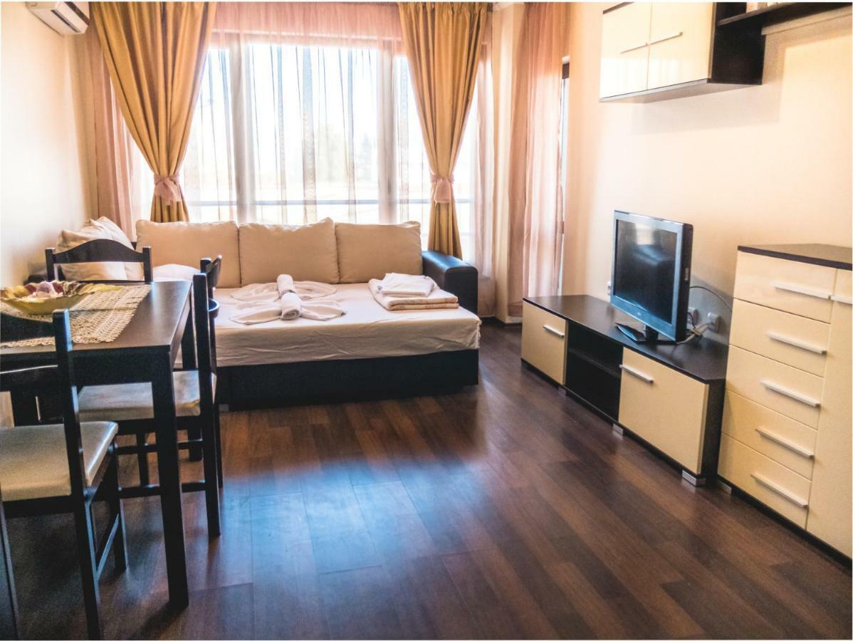 Apartment 7 And Studio 2 Quietly And Peaceful Place To Relax Sozopol Ngoại thất bức ảnh